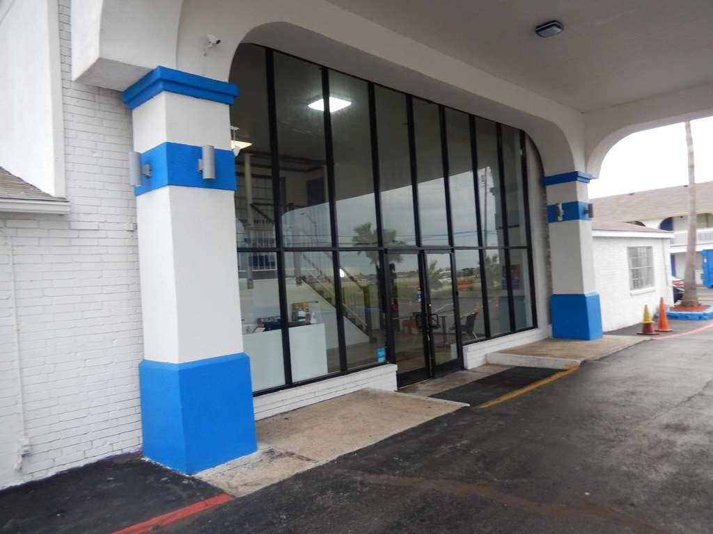 Motel 6 Портланд Екстериор снимка