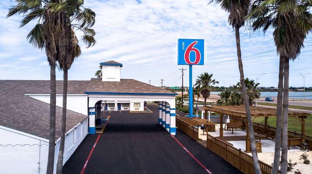Motel 6 Портланд Екстериор снимка