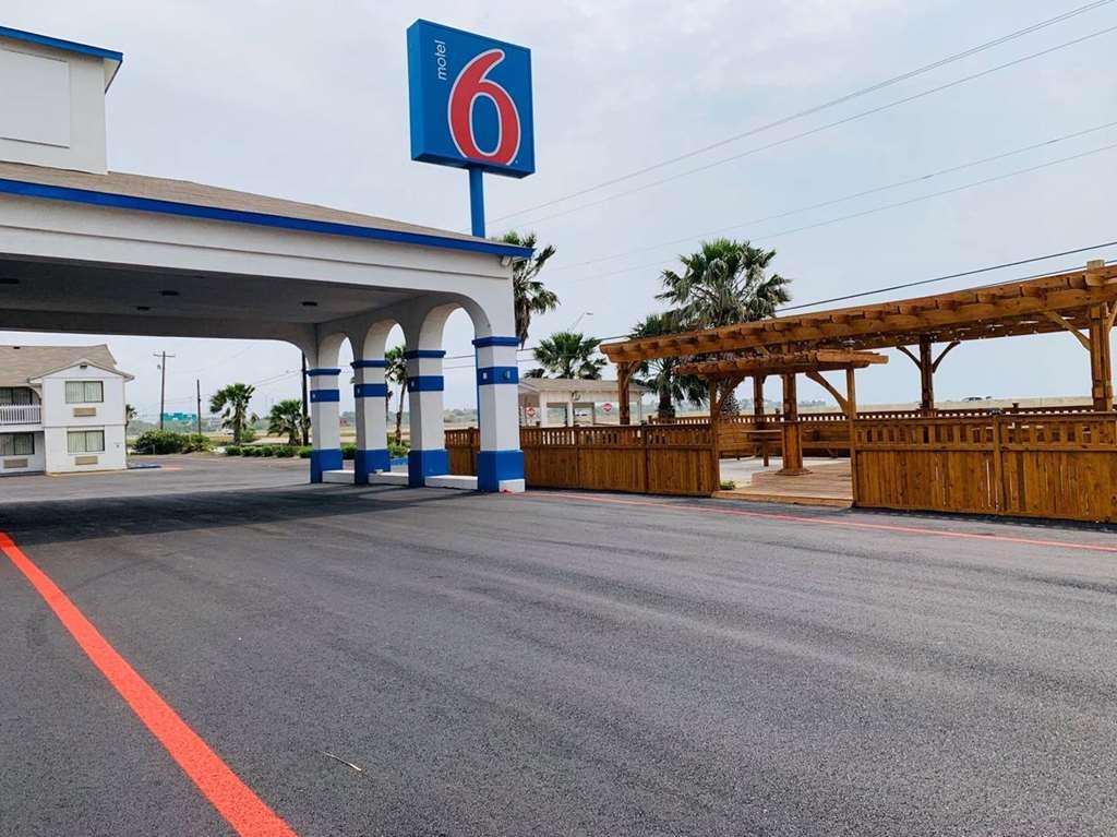 Motel 6 Портланд Екстериор снимка